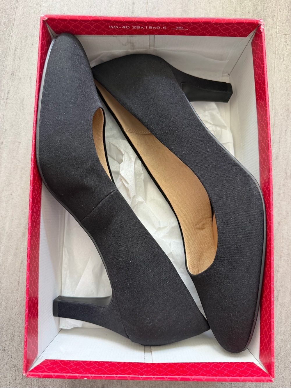 Kelly & Katie Black Mid-Heel Dress Pumps